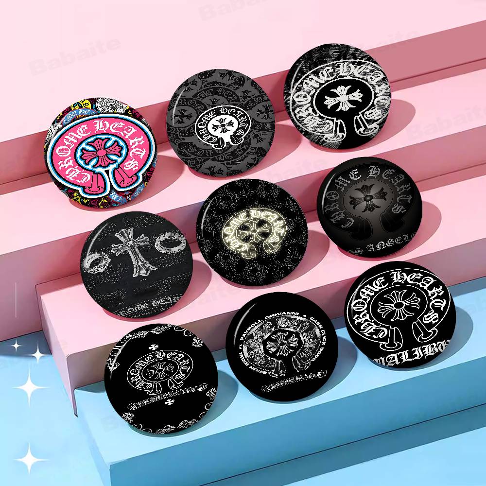 Embroidery H&M - Pin de solapa redondo de metal