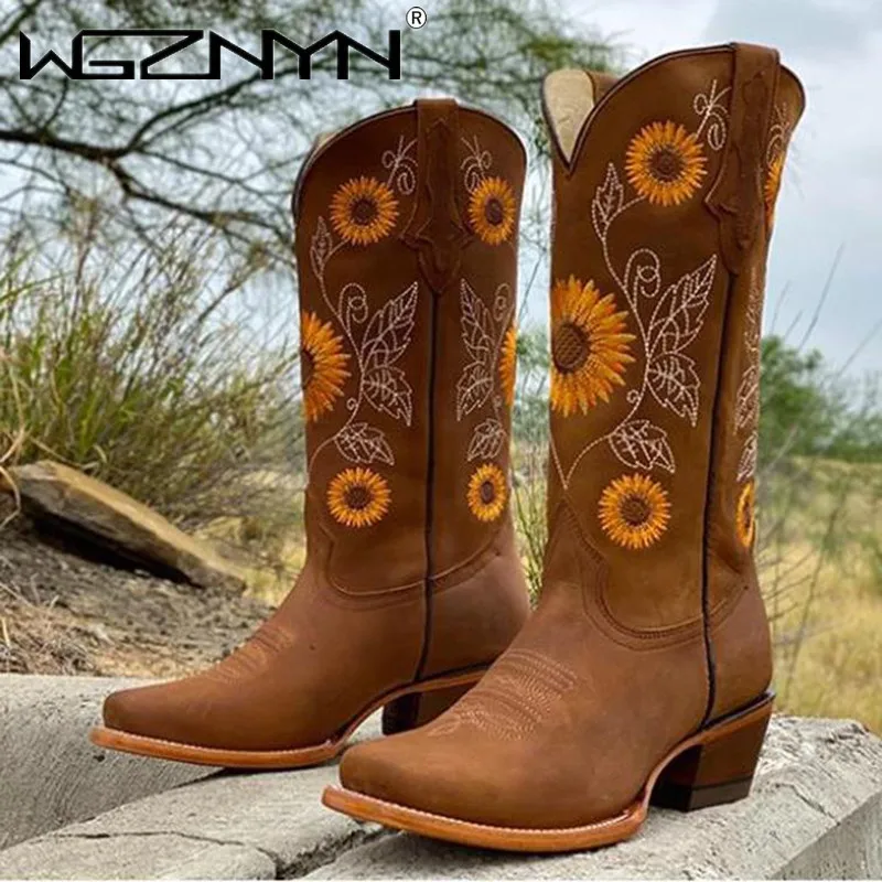 Botas bordadas de color marrón - Embroidery Designer reseña y precio