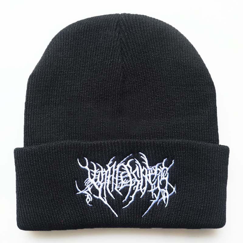 Gorro de punto con bordado de  - Embroidery Font Free reseña y precio