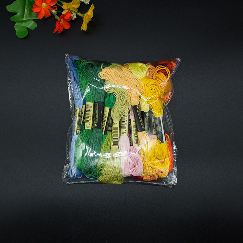 C 24/100/50 Hilos de Algodón M - Embroidery Yarns reseña y precio