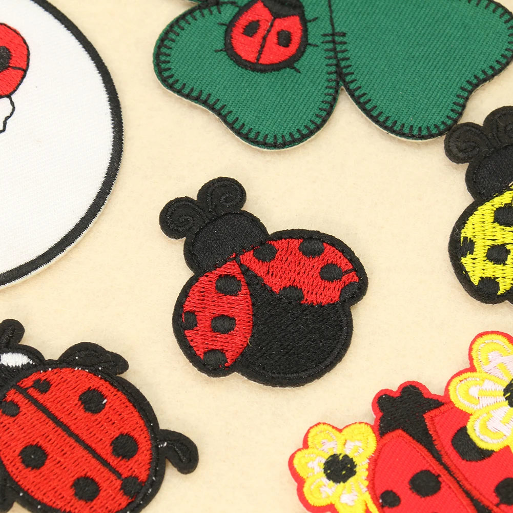 Calcomanías de ropa bordadas d - Embroidery Lady Bug reseña y precio