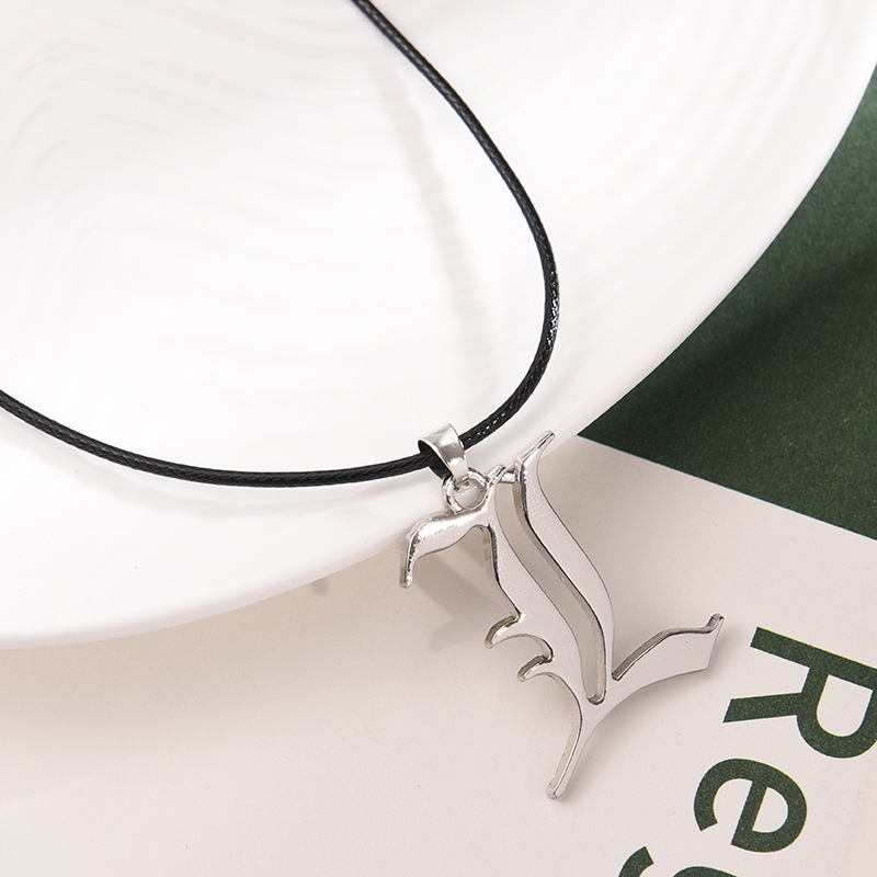 Anime Death Note L Logo collar - Embroidery H&M reseña y precio